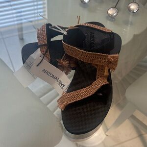 Arizona Love BRAND NEW Size 8.5